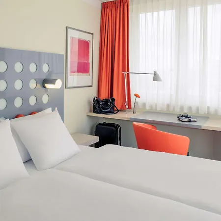 Mercure Hotel 4*