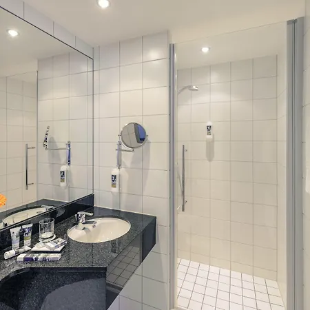 Mercure 4*