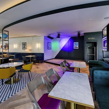 Mercure 4*