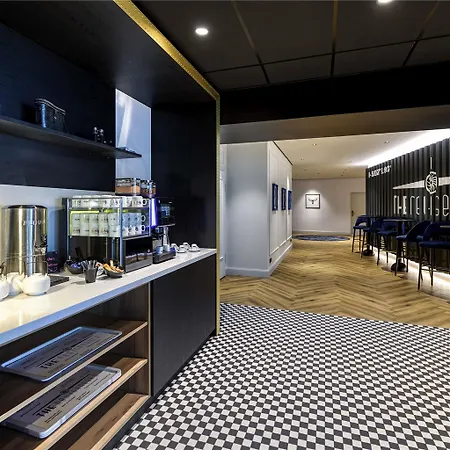 Mercure 4*